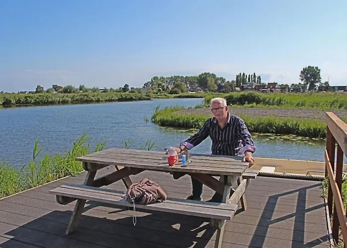 By The Water Semesterbostad Broek op Langedijk