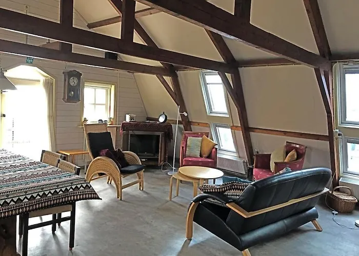 Semesterbostad By The Water *