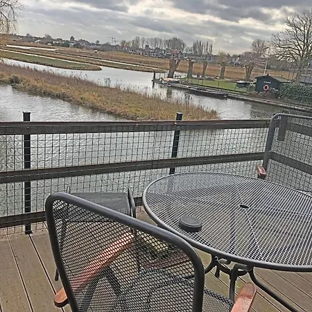 By The Water Vakantiehuis *