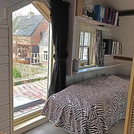 펜션 By The Water Broek op Langedijk